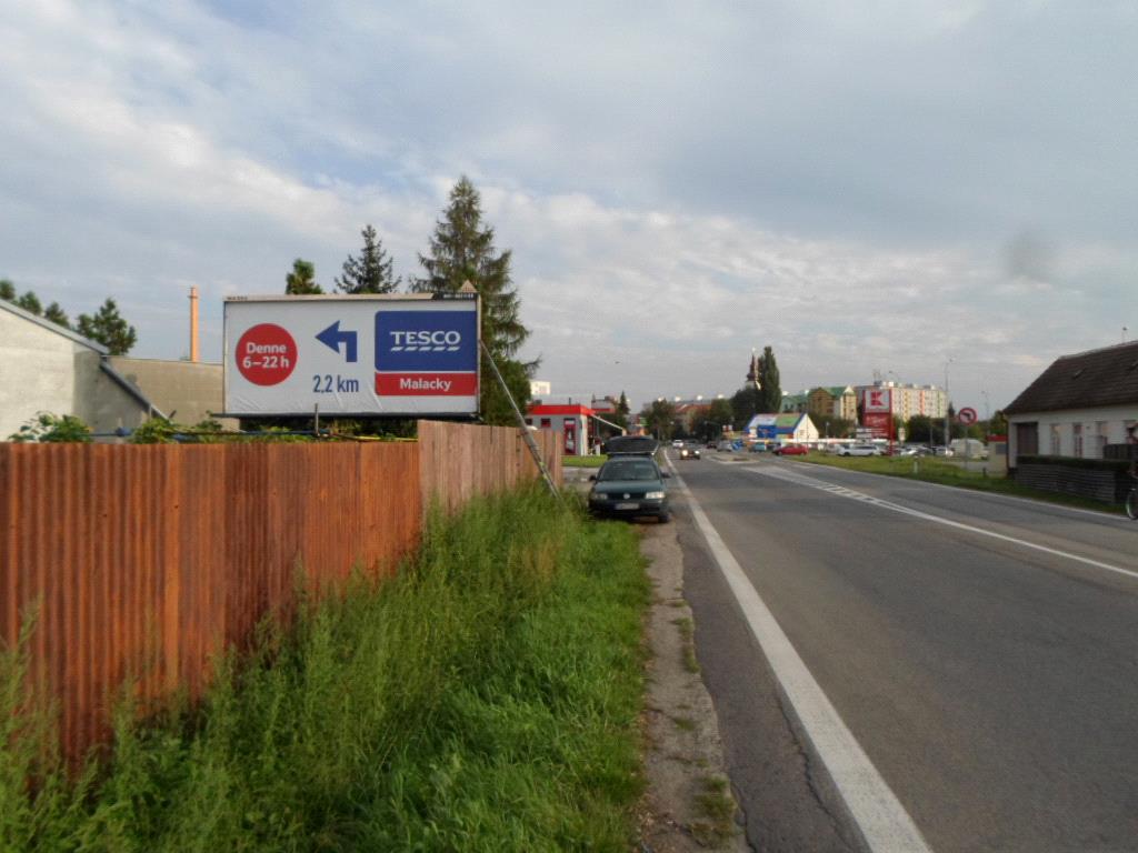 351011 Billboard, Malacky (hl. ťah Veľké Leváre - Malacky)