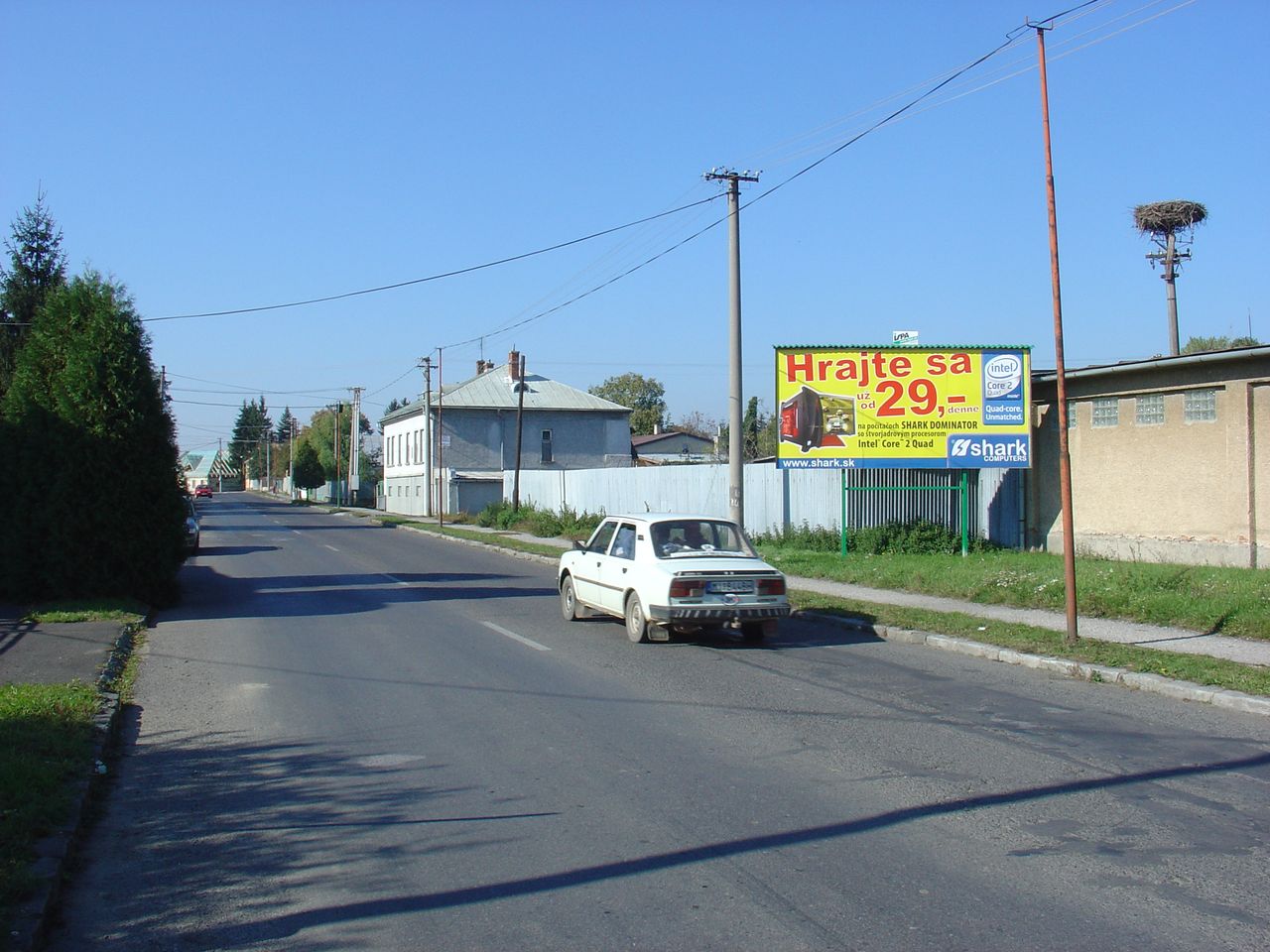 381197 Billboard, Veľké Kapušany (Zelená - sm. centrum)