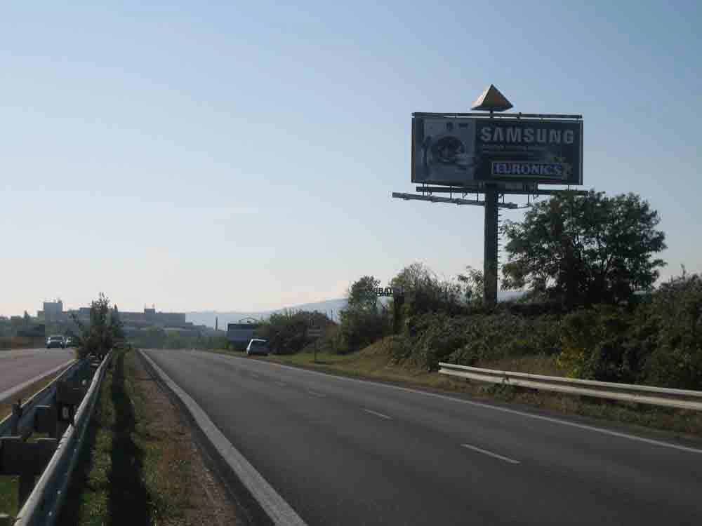 153085 Bigboard, Vajnory (cestný ťah Pezinok - Bratislava)