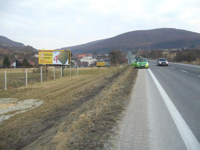 701127 Billboard, Mníchova Lehota (medzinárodný cestný ťah Trenčín - Bán.n.Bebravou )