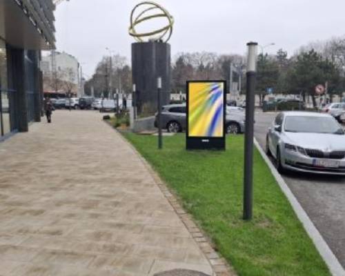 152016 Citylight, Bratislava 2 MČ Ružinov (Mlynské Nivy/Páričkova-VÚB)