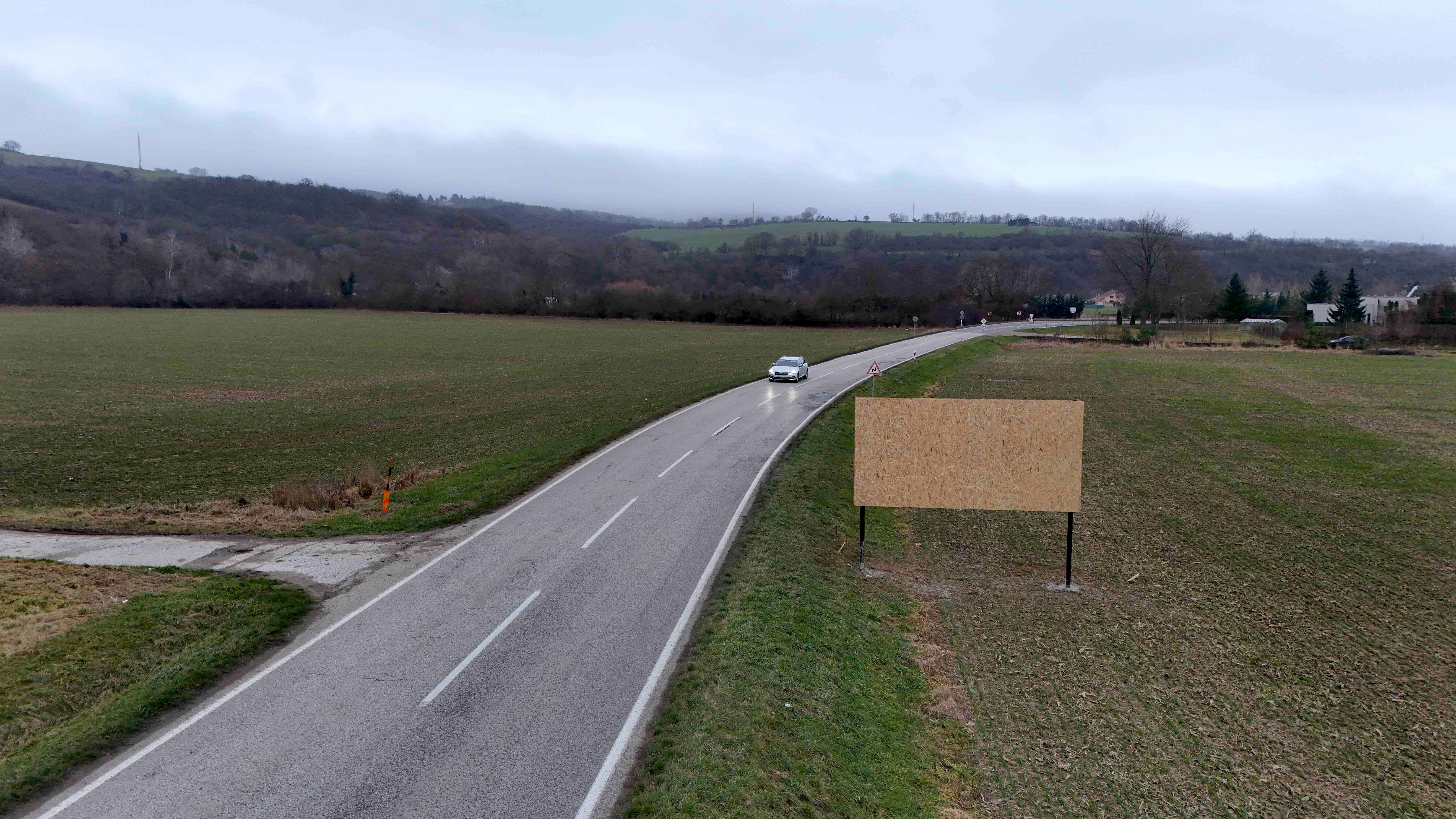 461063 Billboard, Banka ()