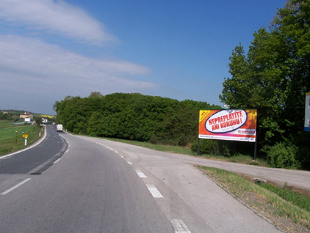 541111 Billboard, Bátka (š. c. E571 - sm. Rimavská Sobota)