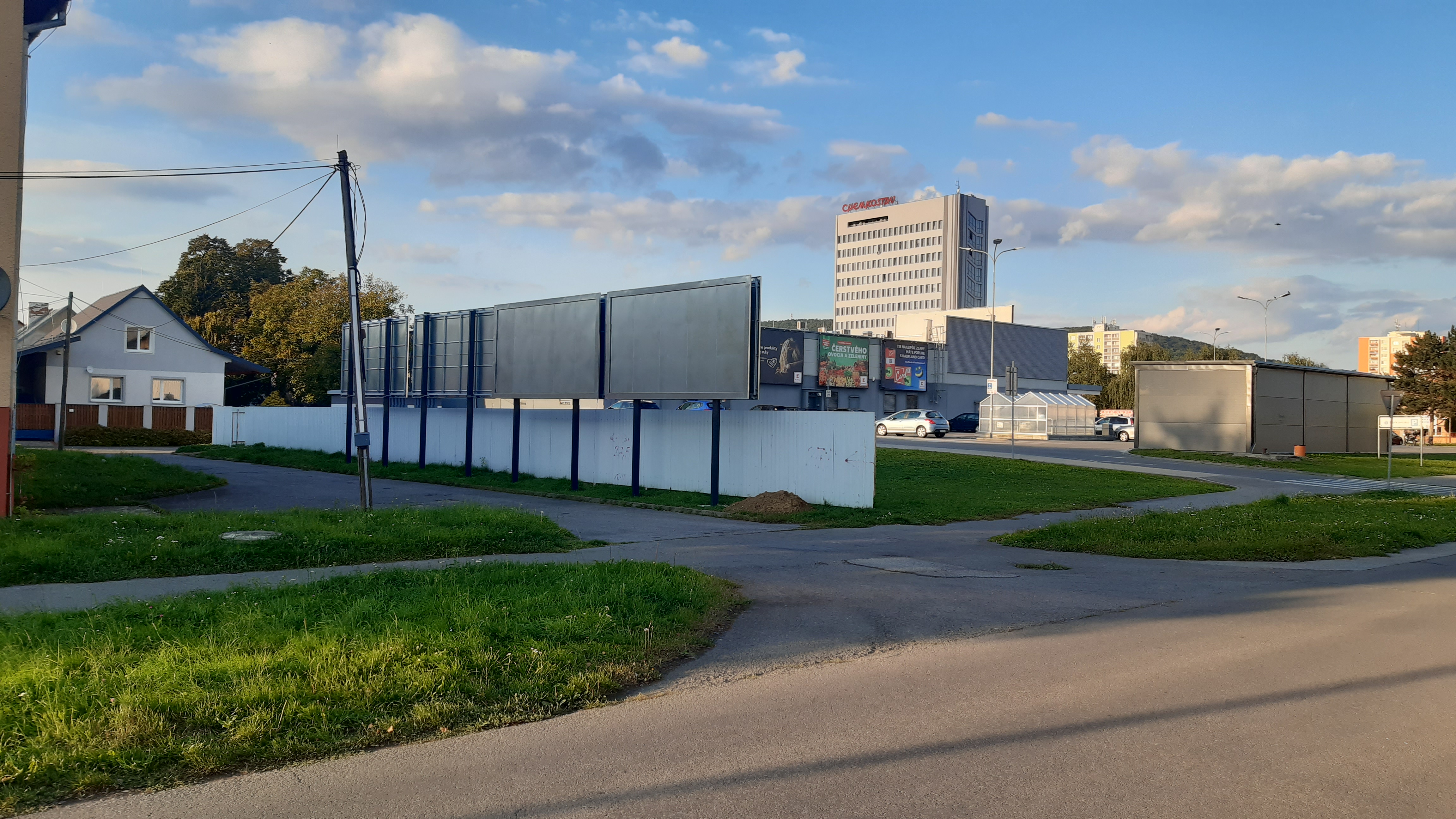 241083 Billboard, Humenné (Kukučinová 4075/1)