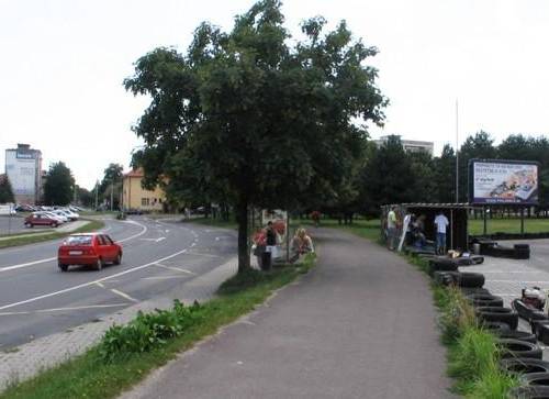 511247 Billboard, Prievidza (Nábrežná/Kinekus)