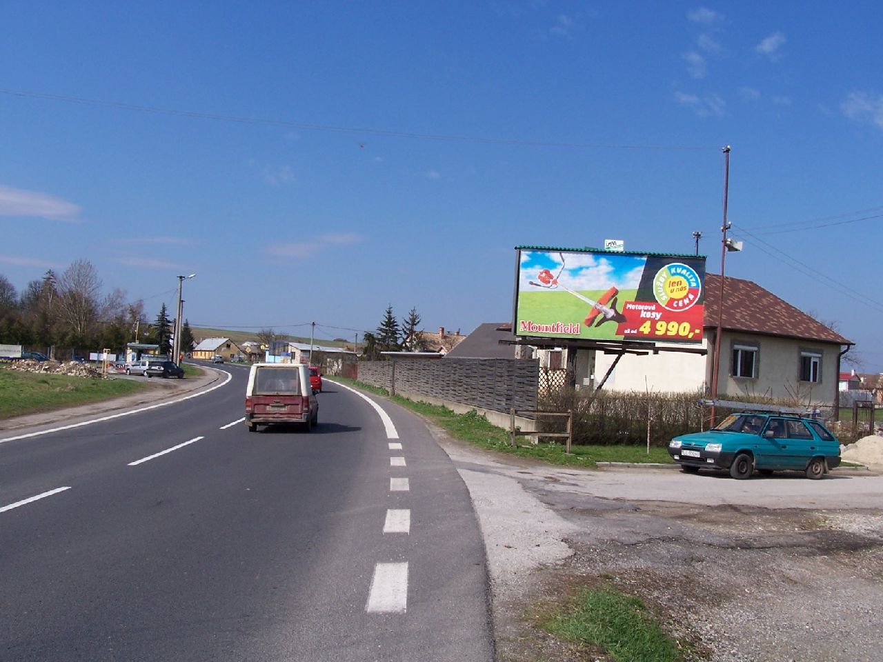 541113 Billboard, Bátka (š. c. E571 - sm. Rimavská Sobota)