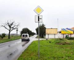 581135 Billboard, Kalinkovo (Hlavná/Konvalinková)