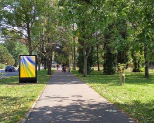 482245 Citylight, Poprad (Partizánska)