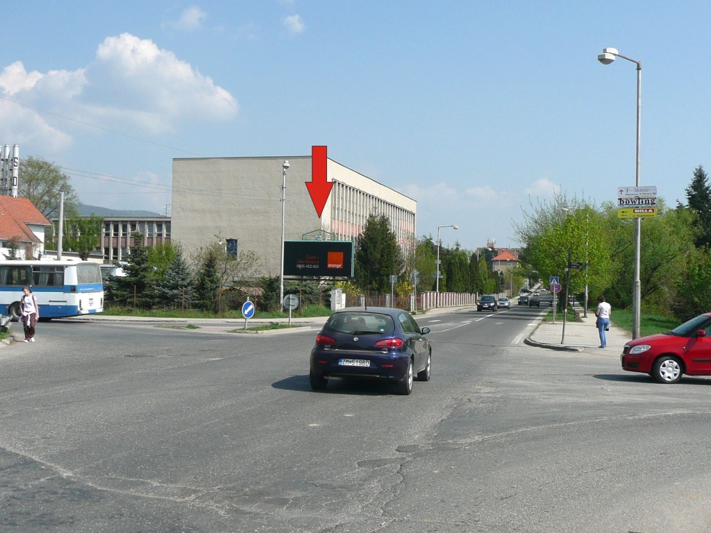 761021 Billboard, Zlaté Moravce (ul. 1. mája - sm. E 571)