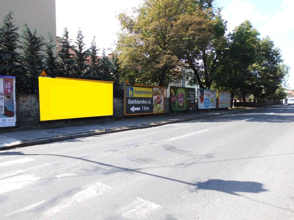 331023 Billboard, Liptovský Mikuláš (Palúčanská ulica)