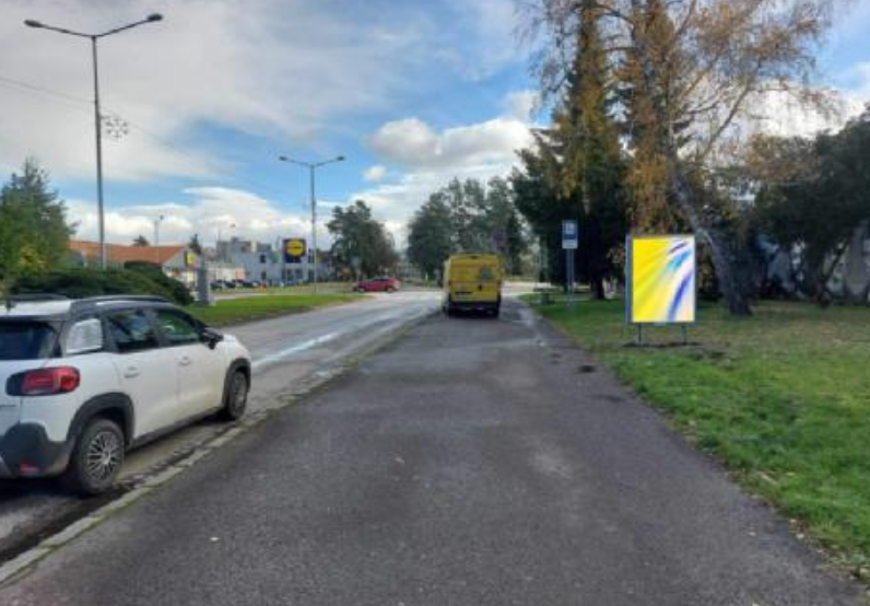 512113 Citylight, Prievidza (M.R.Štefánika)