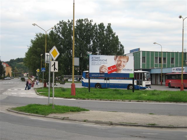 491096 Billboard, Považ. Bystrica (Parkovisko st. SAD - vjazd)