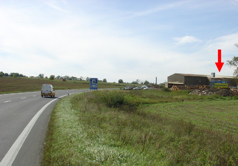 341087 Billboard, Lučenec (š. c. E 571 - Opatová - sm. Lučenec)