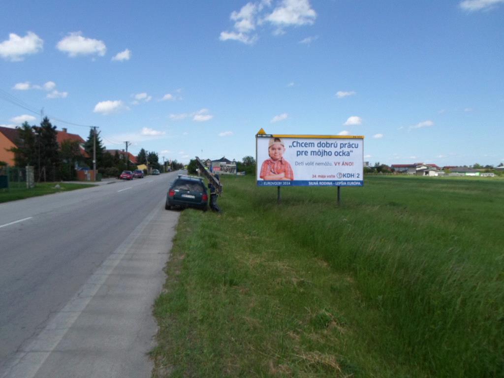 451012 Billboard, Dubová (hlavný cestný ťah Pezinok - Trstín)