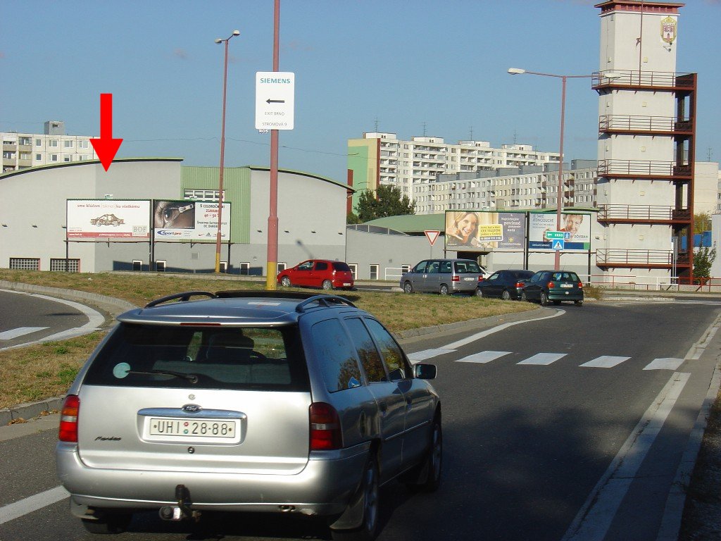 1511876 Billboard, Bratislava (Bratská / Petržalská tržnica)