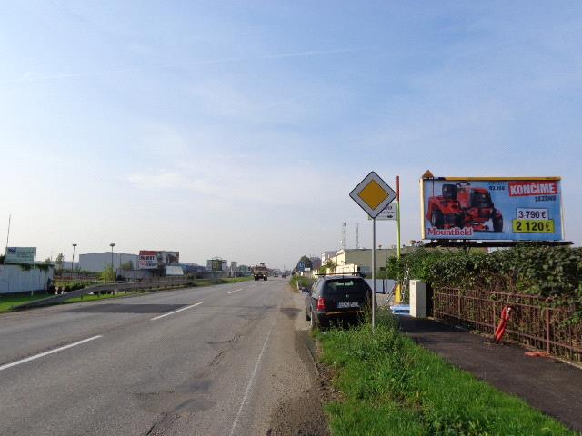 421020 Billboard, Nové Mesto nad Váhom (Trenčianska ulica)