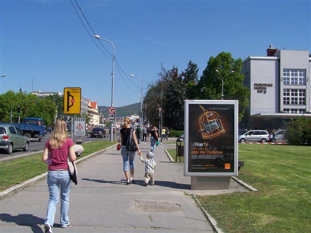 412118 Citylight, Nitra (Štefánikova tr./Hodžova,smc)