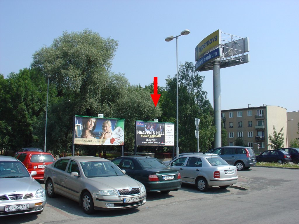 121080 Billboard, Bardejov (Parkovisko pred obchodným centrom)