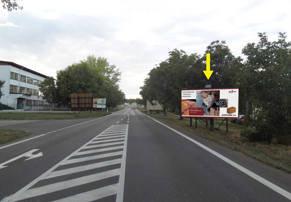 411112 Billboard, Nitra (Hlohovecká)