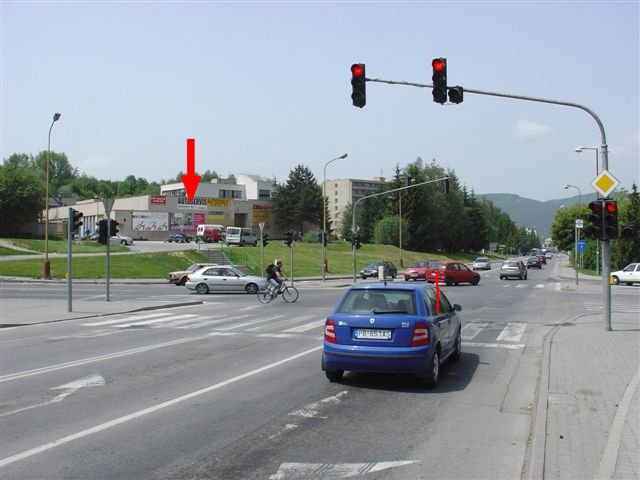 491082 Billboard, Považ. Bystrica (Ul. Slov. partizánov)