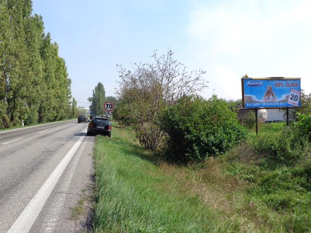 711037 Billboard, Hrnčiarovce nad Parnou (cesta 1.triedy Bratislava - Trnava )