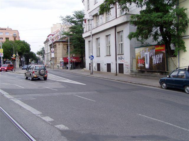 1511232 Billboard, Bratislava (Americké nám. / Sasinkova)