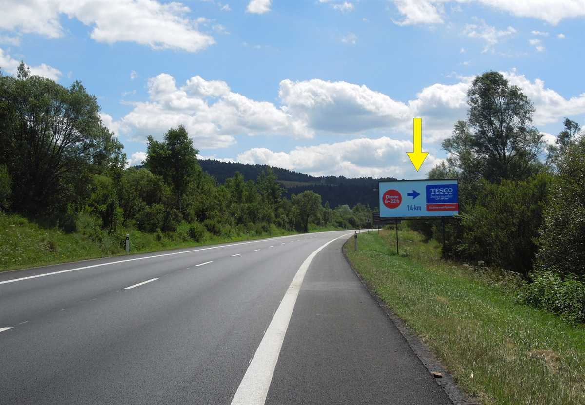 171033 Billboard, Čadca (E75, I/11)