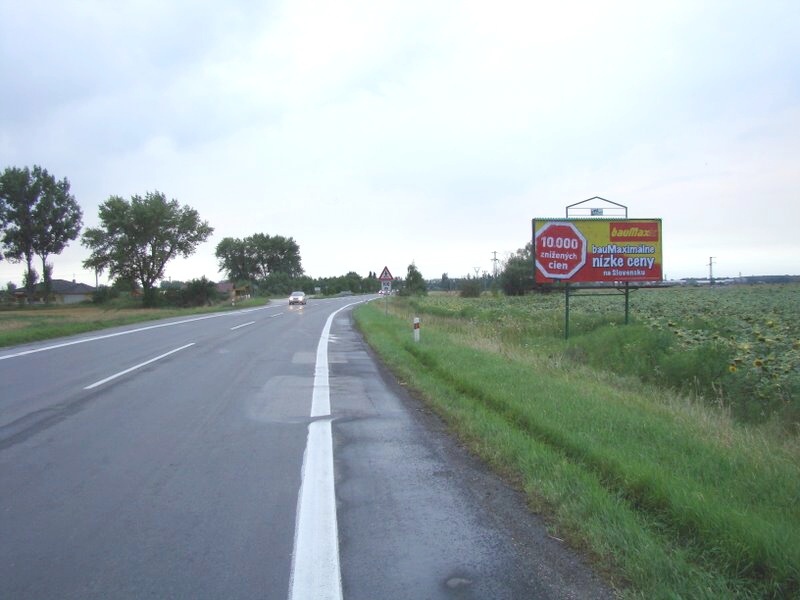 271106 Billboard, Komárno (š. c. I/64 - sm. Komárno)