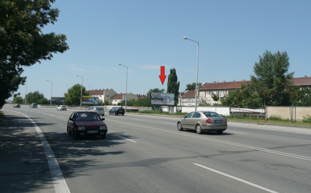 271091 Billboard, Komárno (Bratislavská / ČS Hofer - sm. BA)