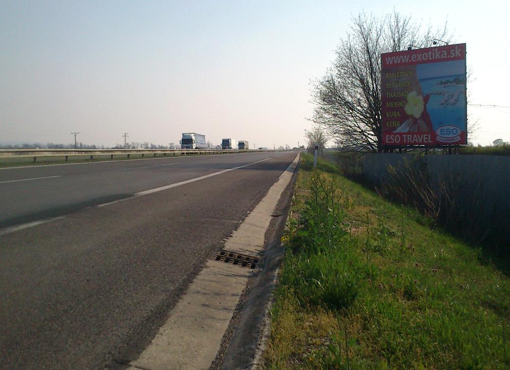 461012 Billboard, Ostrov-Bašovce ()