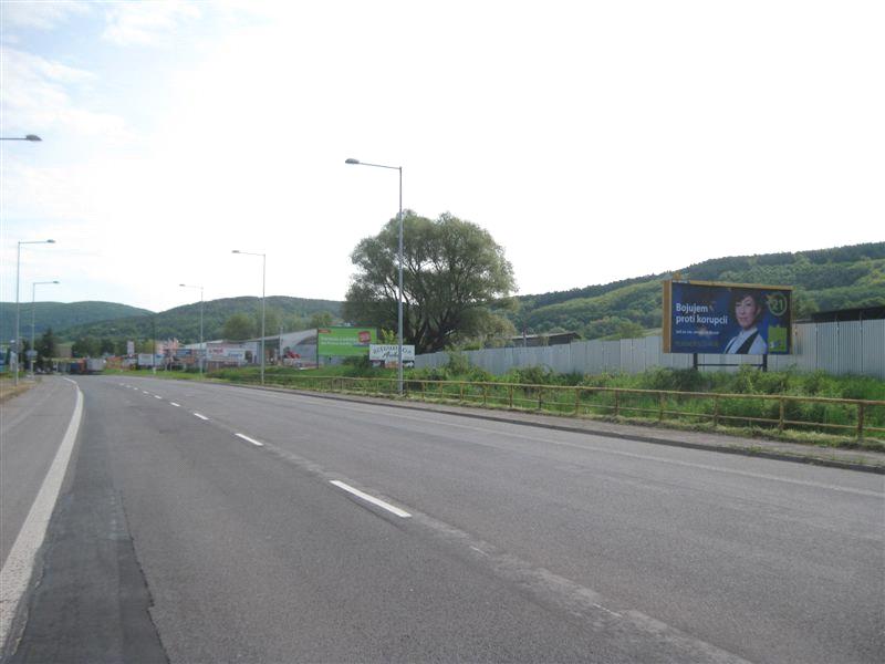 791016 Billboard, Žiar n. Hronom (hlavný cestný ťah Bratislava - Žiar nad Hronom, Zvolen)