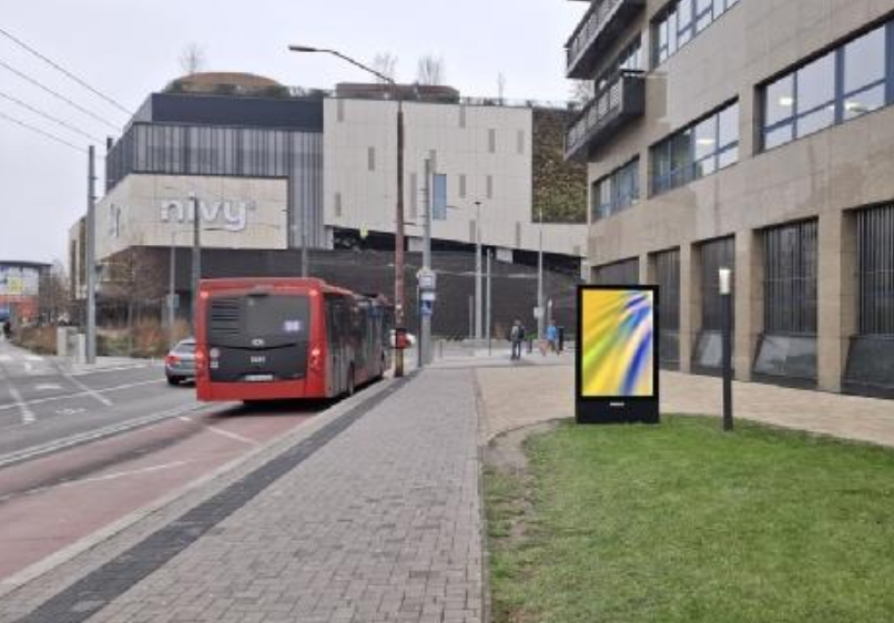 152017 Citylight, Bratislava 2 MČ Ružinov (Mlynské Nivy/Páričkova-VÚB)