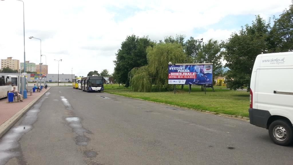 481081 Billboard, Poprad (autobusová a železničná stanica - parkovisko, smer centrum)