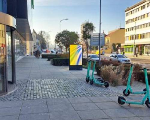 412355 Citylight, Nitra (Štefánikova trieda)