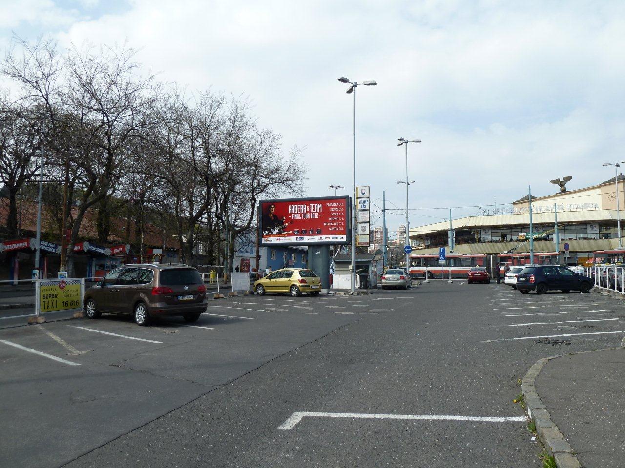 1512013 Billboard, Bratislava (Predstaničné námestie)