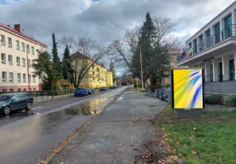 512111 Citylight, Prievidza (F.Madvu)