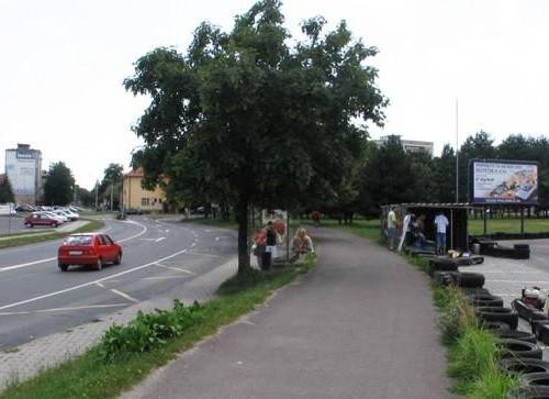 511132 Billboard, Prievidza (Nábrežná/Kinekus, O)